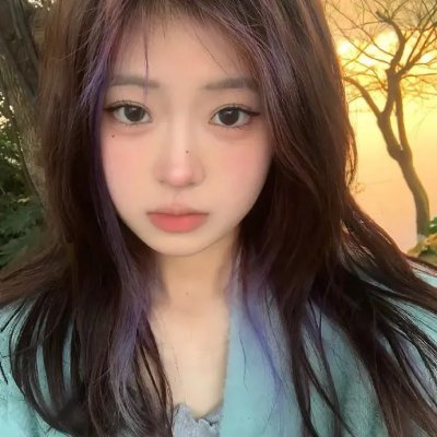 贬妻为妾十万铁骑跪接我登基